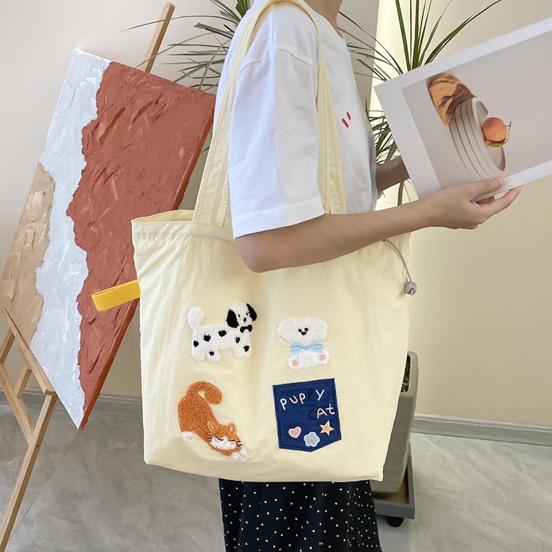 Cute Embroidered All-Match Artistic Shoulder Bag Tote Bag Women'S Lazy Style Large Capacity Commuting Shoulder Bag - Image 1