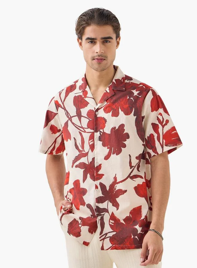 سبلاش فيڤ قميص بطبعة زهور بأكمام قصيرة