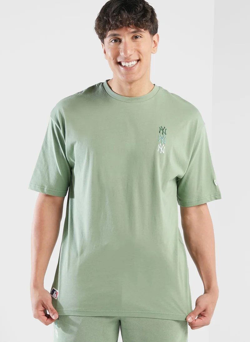 NEW ERA New York Yankees Infill Oversized T-Shirt