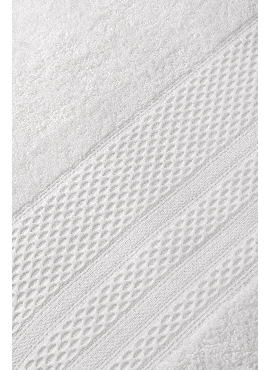 Softy - Cotton Extra Soft Body Towel 70X140 cm White - pzsku/ZE55AC2F9DA341AC92F2BZ/45/_/1725723555/1f2c566d-3f70-483b-b4a8-3424dd3ca33e