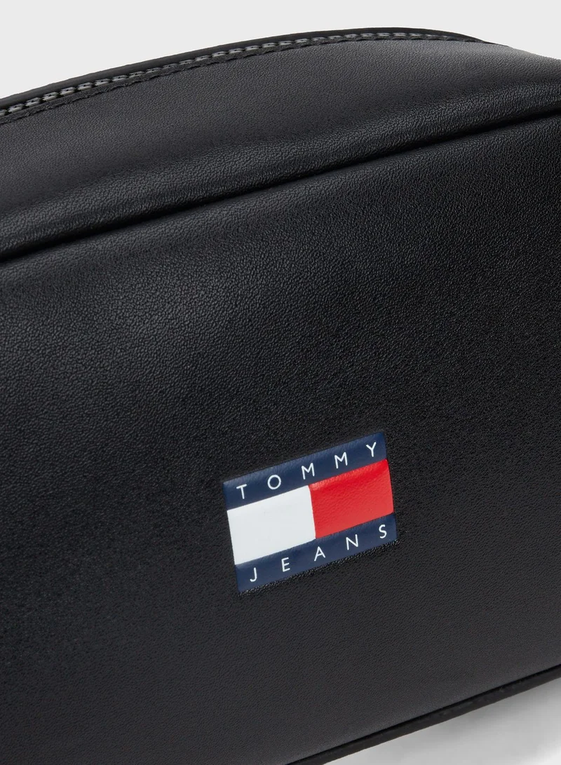 TOMMY JEANS Logo Washbag
