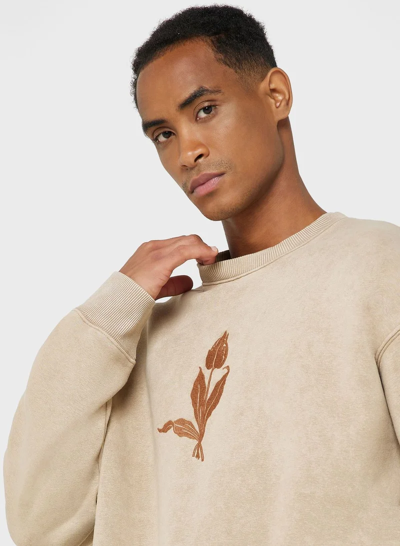 TOPMAN Oversized Tulip Embroidery Crew Neck Sweatshirt