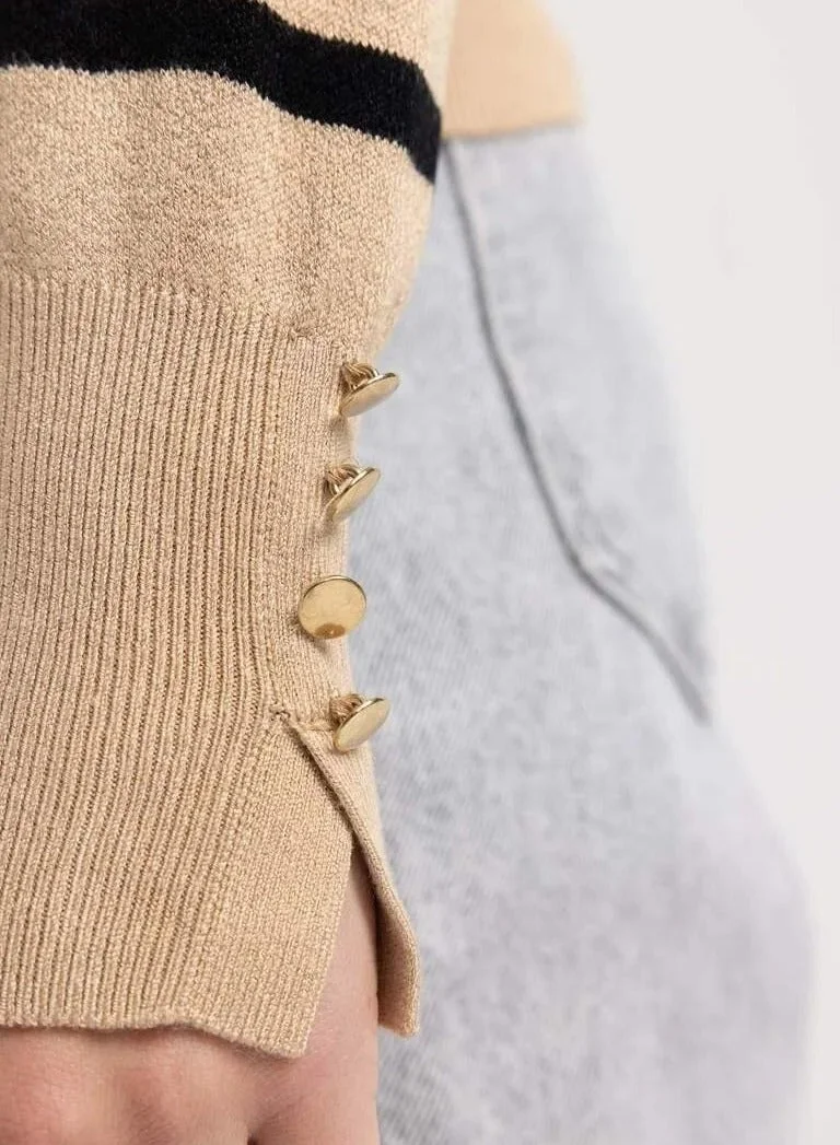 DeFacto Crew Neck Sweatshirt