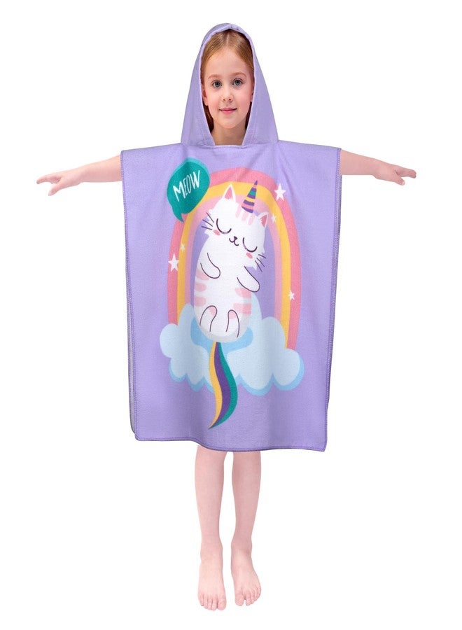 مناشف شاطئ للأطفال بغطاء للرأس - منشفة حمام للأطفال الصغار، أغطية سباحة للبنات والأولاد من عمر سنة إلى 6 سنوات، مناشف حمام سباحة للأطفال، سريعة الجفاف، خفيفة الوزن، ناعمة، مصنوعة من الألياف الدقيقة، منشفة بونشو 24 × 23 (قطة - بنفسجي) - Image 1