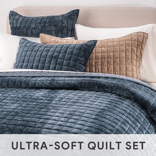 RECYCO Luxury Velvet Quilt Set, California King 118'' x 106'' Oversized Bedspread, Ultra Soft Velvet Comforter, Lightweight Box Stitch Bedding Sets for All Season, with 2 Shams, Stormy Blue - Image 4