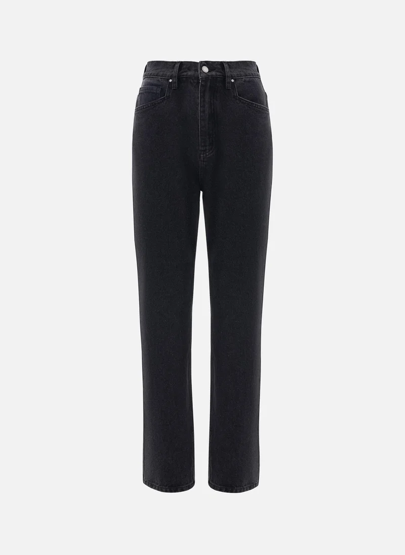Lichi  Straight cut jeans for Women | Best Price UAE
