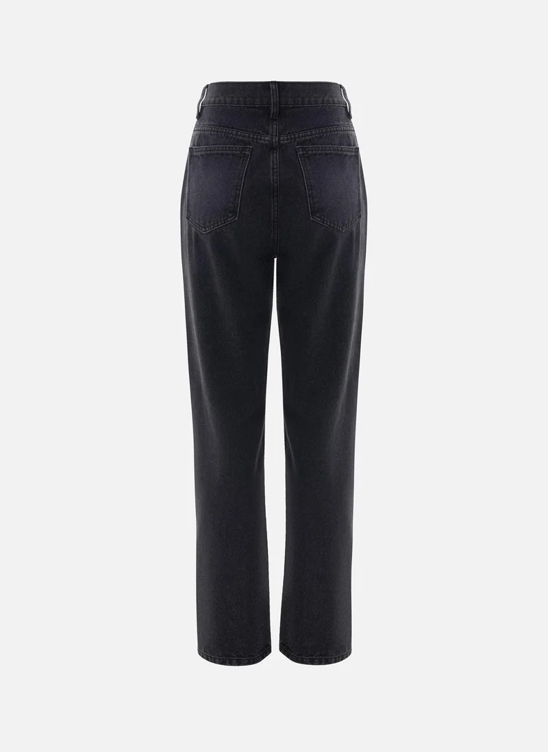 Lichi  Straight cut jeans for Women | Best Price UAE