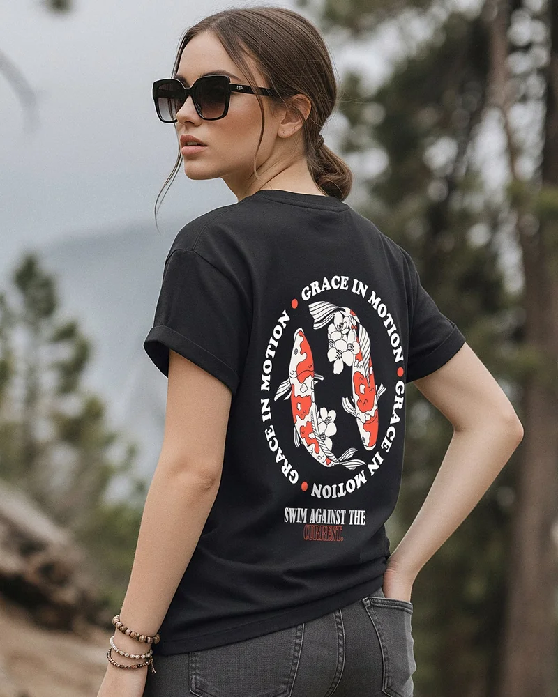 بيواكوف تيشيرت بوي فريند بطبعة جرافيك أسود للنساء