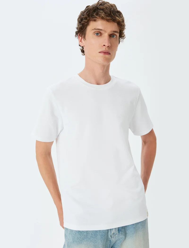 كوتون Basic T-Shirt