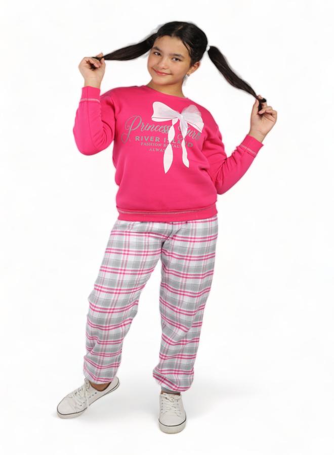 تشويس توب ميلتون قطن مع بنطلون كاروه للبنات، لعمر 12 سنة، موديلات 2024، نسيج عالي الجودة وخامات فائقة النعومة، موديلات مطبوعة بألوان مرحة وجذابة، تقدم الراحة والأناقة - Image 1