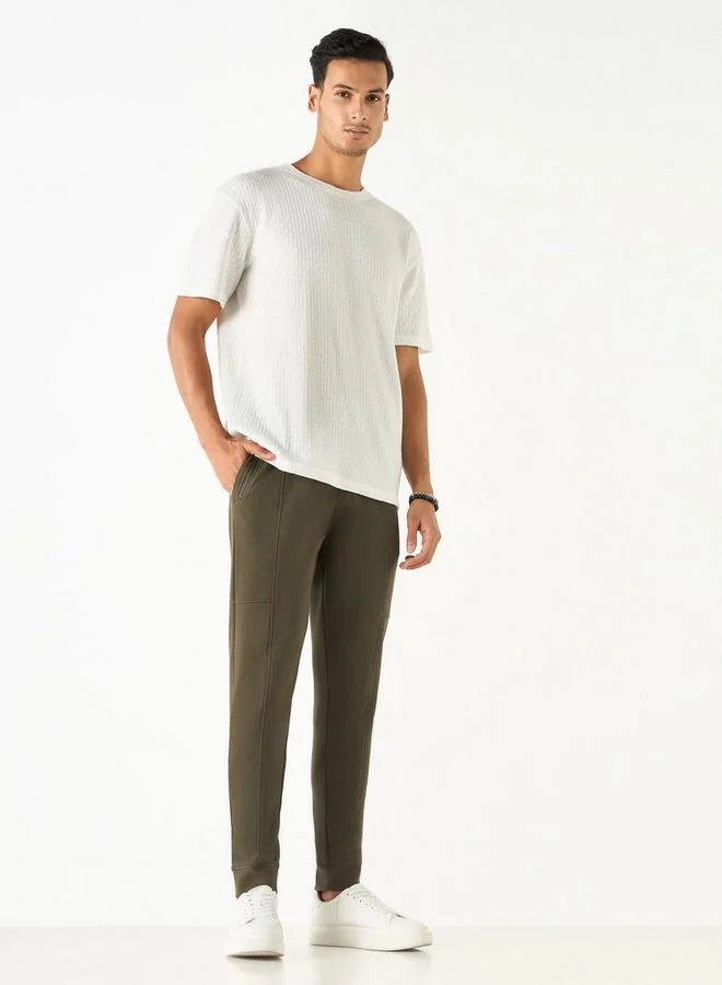 Iconic Iconic Textured Joggers with Drawstring Closure and Pockets