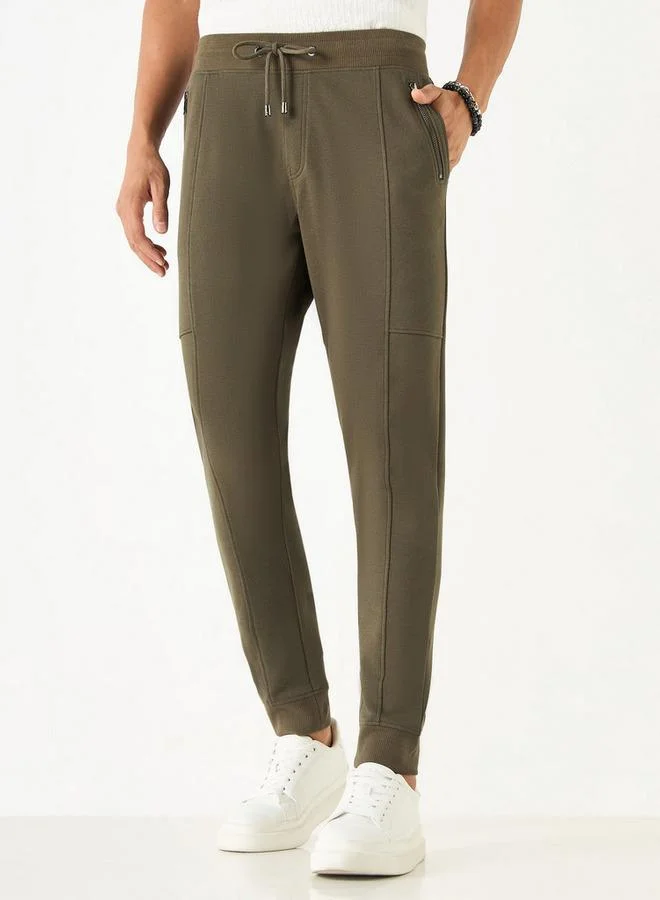 Iconic Iconic Textured Joggers with Drawstring Closure and Pockets