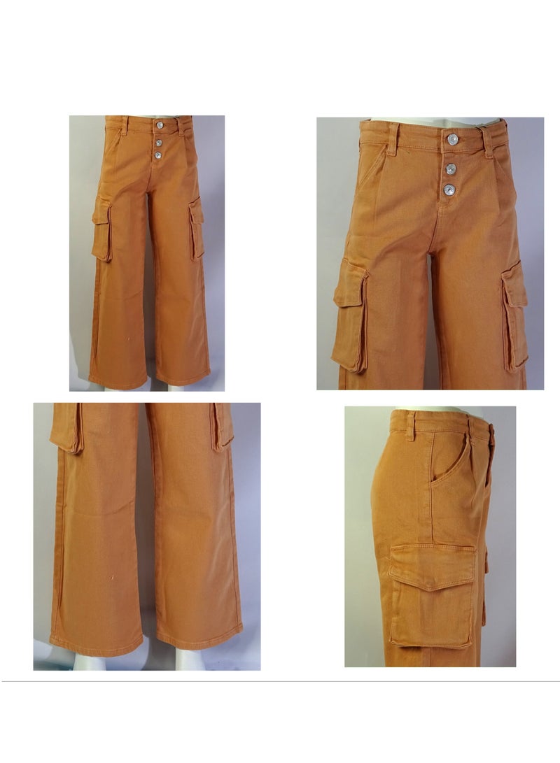 SHELTER "Turkish-made Girls' pants with a buttoned waistband, multiple pockets, and solid colors from the Shelter collection 23022." - Image 1