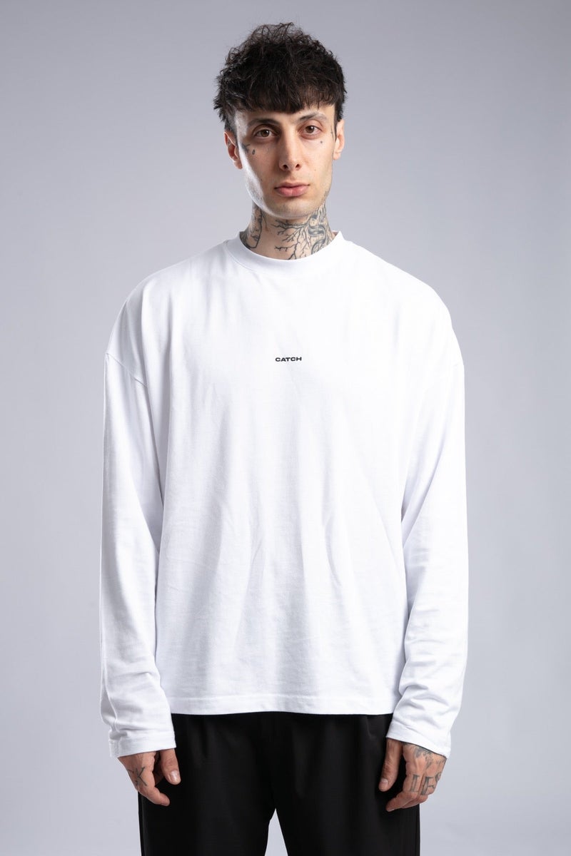 كاتش سويت شيرت ضيق بطبعة شعار بسيطة - Image 4