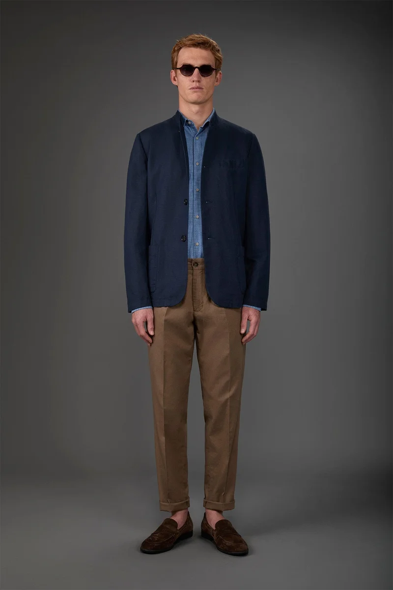 Men's trousers with two small pleats and elastane in the back waistband - Beige