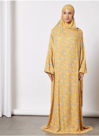 Hayat Praying Dress With Attached Veil