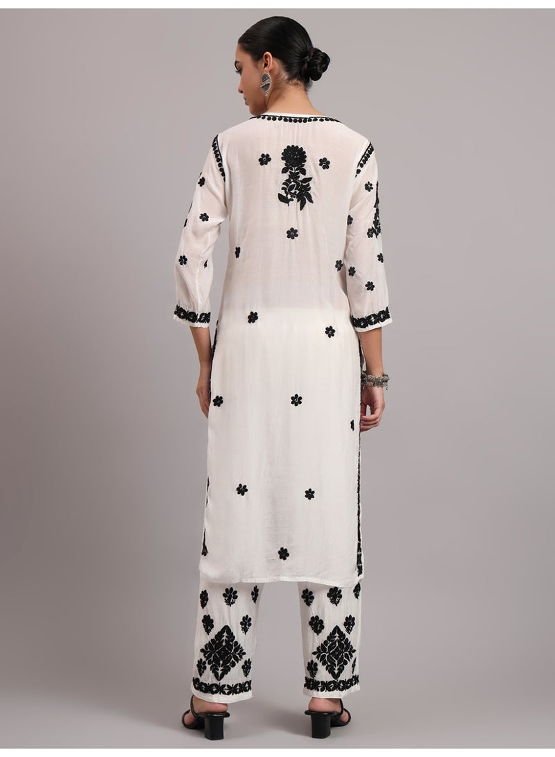 الايا طقم كورتا نسائي مطرز يدويًا من الموسلين شيكانكاري - Image 5