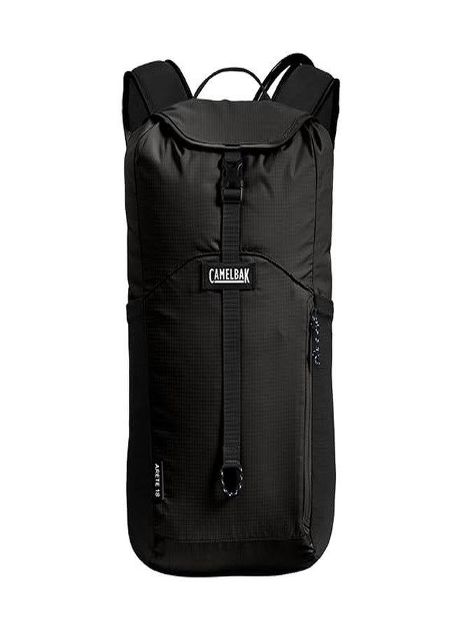 كاميلباك حقيبة ظهر CamelBak Arete 18 للترطيب، حقيبة ظهر يومية متعددة الاستخدامات وخفيفة الوزن للغاية مع خزان Crux سعة 50 أونصة، أسود - Image 1
