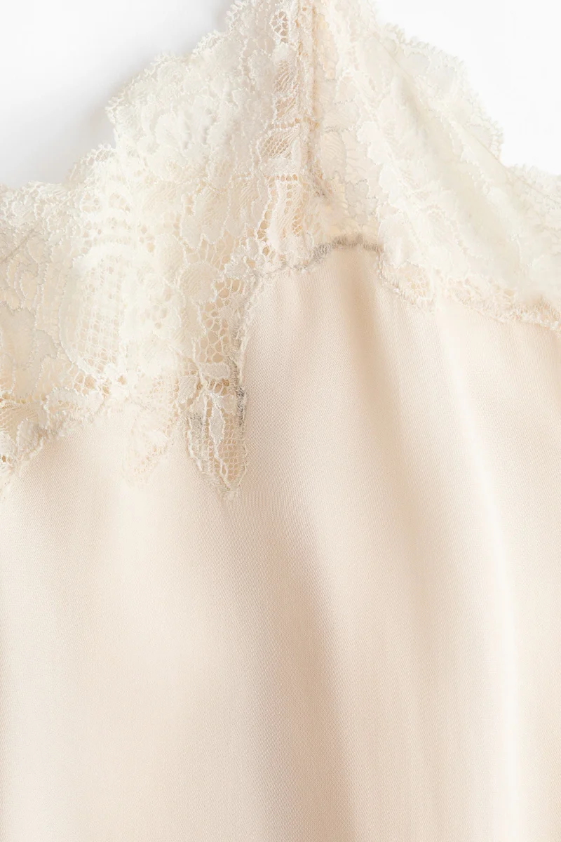 اتش اند ام فستان ساتان منسدل مزين بحواف دانتيل