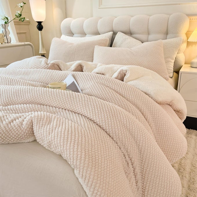 3D JACQUARD DESIGN COMFORTER SET ULTRASOFT WARM QUEEN SIZE SHERPA FUR PLUSH 3PIECES SETS LUXURY COZY BEDDING WITH 2 PILLOWCASES 90X90 CREAM WHITE