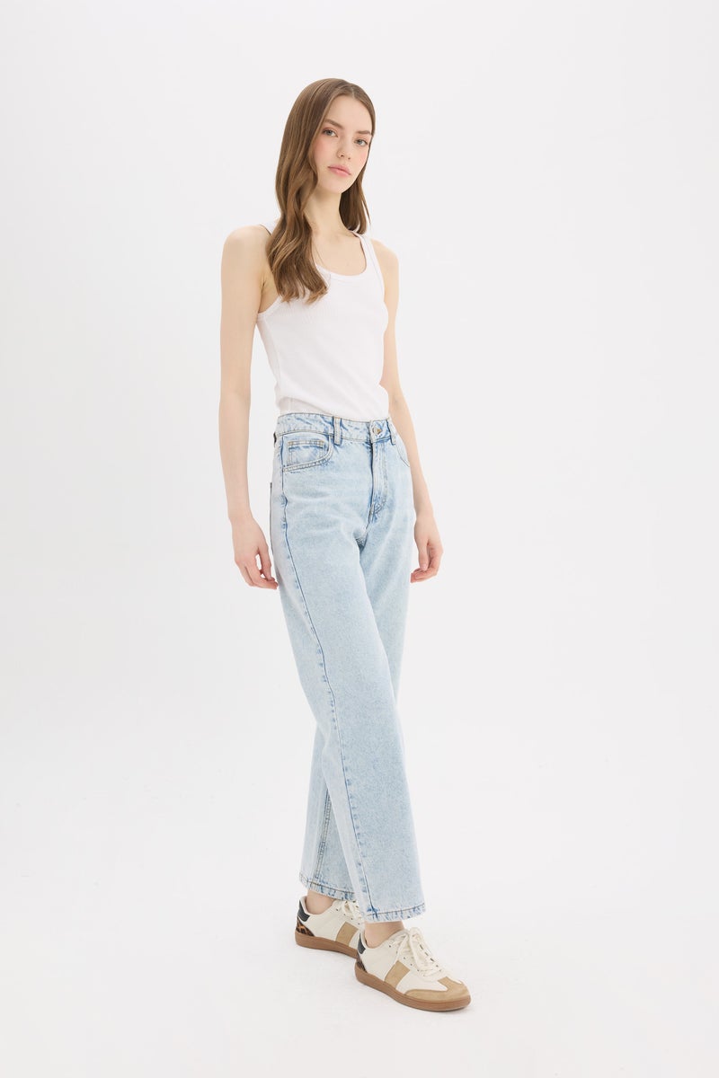 DeFacto Woman Straight Fit Jean Trousers - Image 3