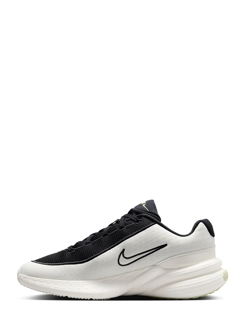 Nike Uplift SC
