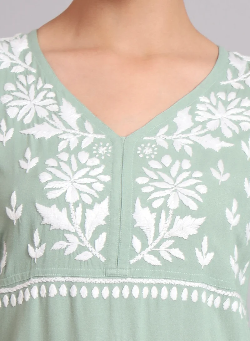 Alaya Women Hand Embroidered Lucknowi Chikankari Rayon Kurta Set-AL4077KS