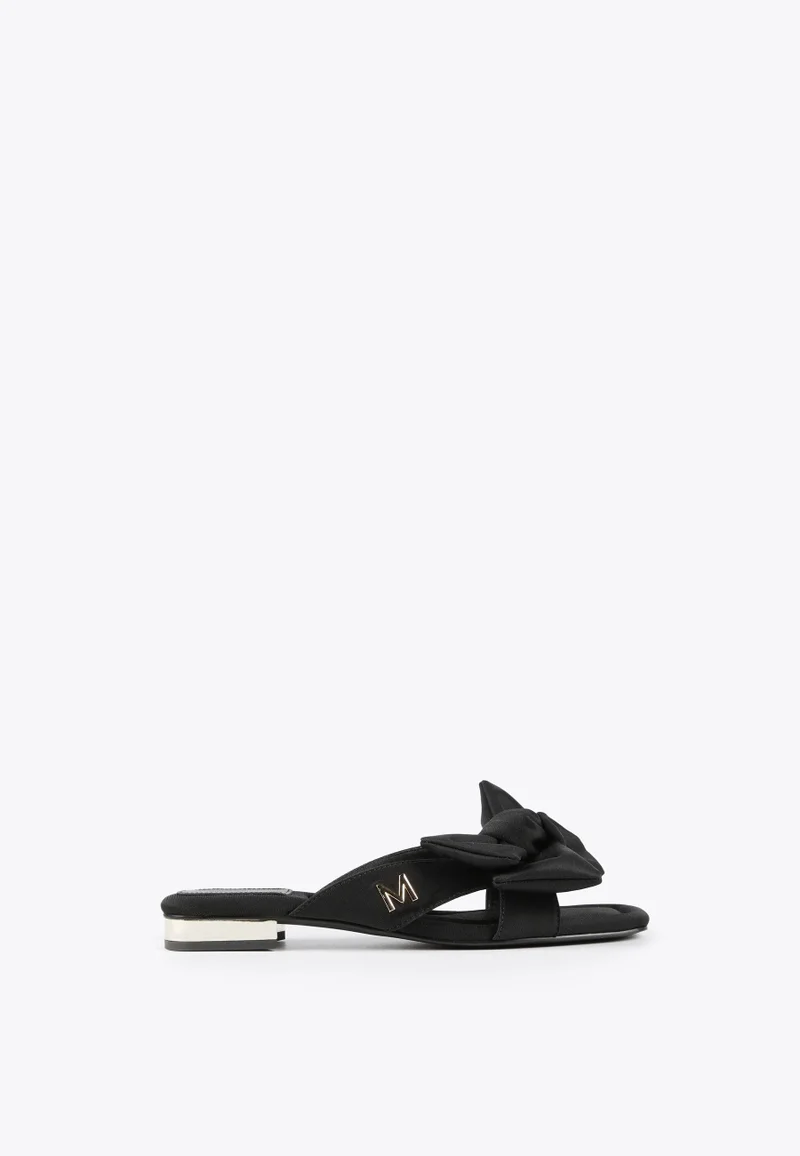 Lola Casademunt Flat sandals with bow