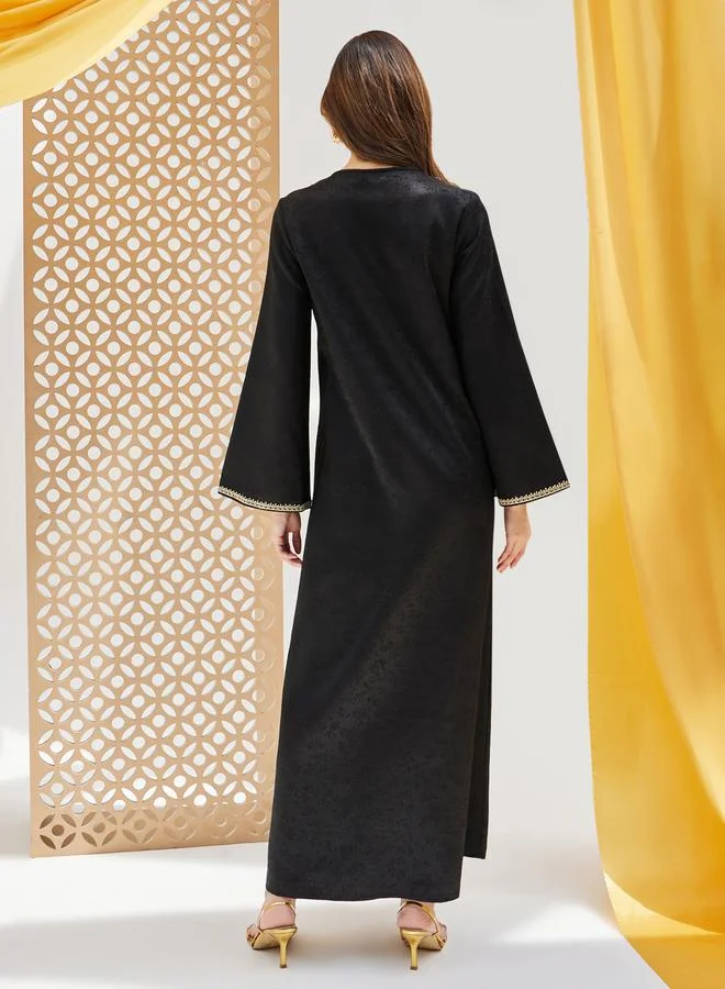 Styli Jacquard Jalabiya with Embroidered Lace Detail