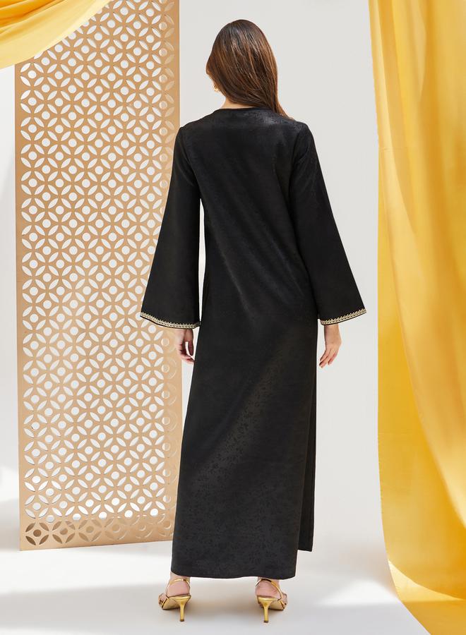 Styli Jacquard Jalabiya with Embroidered Lace Detail - Image 5
