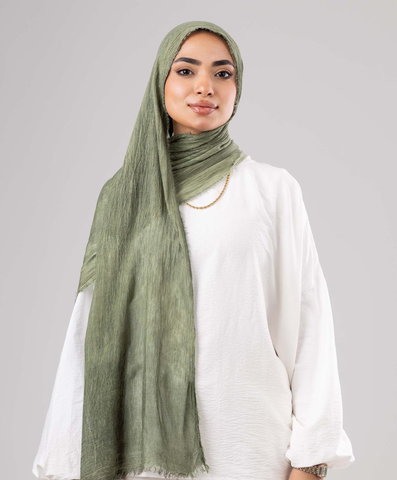 طرحة كتان أنيقة باللون الزيتوني