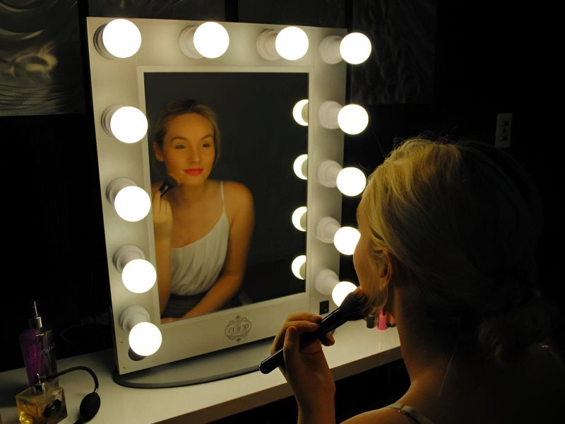 Dimmable Makeup Mirror - Achieve a captivating look with our controllable brightness mirror lights, ensuring your vanity area is always suited for stunning makeup applications. - Image 1