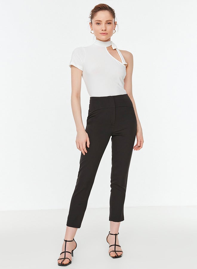 trendyol Black Cigarette Skinny Leg Woven Trousers with Waist Stitching Detail TWOSS20PL0388  - Image 5