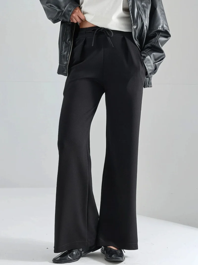 هيكاب بنطلون بالازو مطوي بلمسة مودال من مجموعة بيرسان