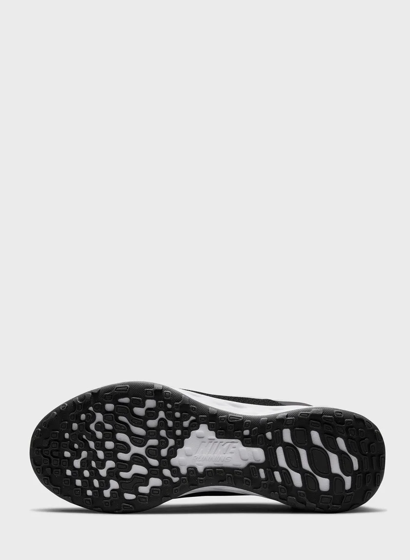 Nike Revolution 6 Flyease Nn