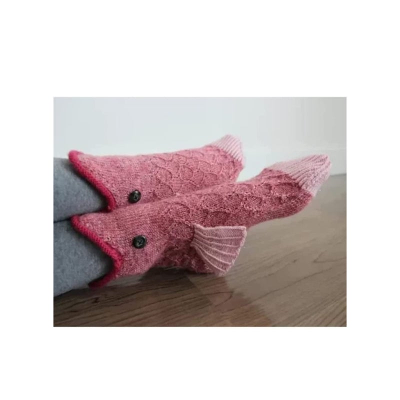 Barakah Knit Crocodile Socks, Funky Knitting Pattern Whimsical Alligator Knitting Cuff Socks - Image 1