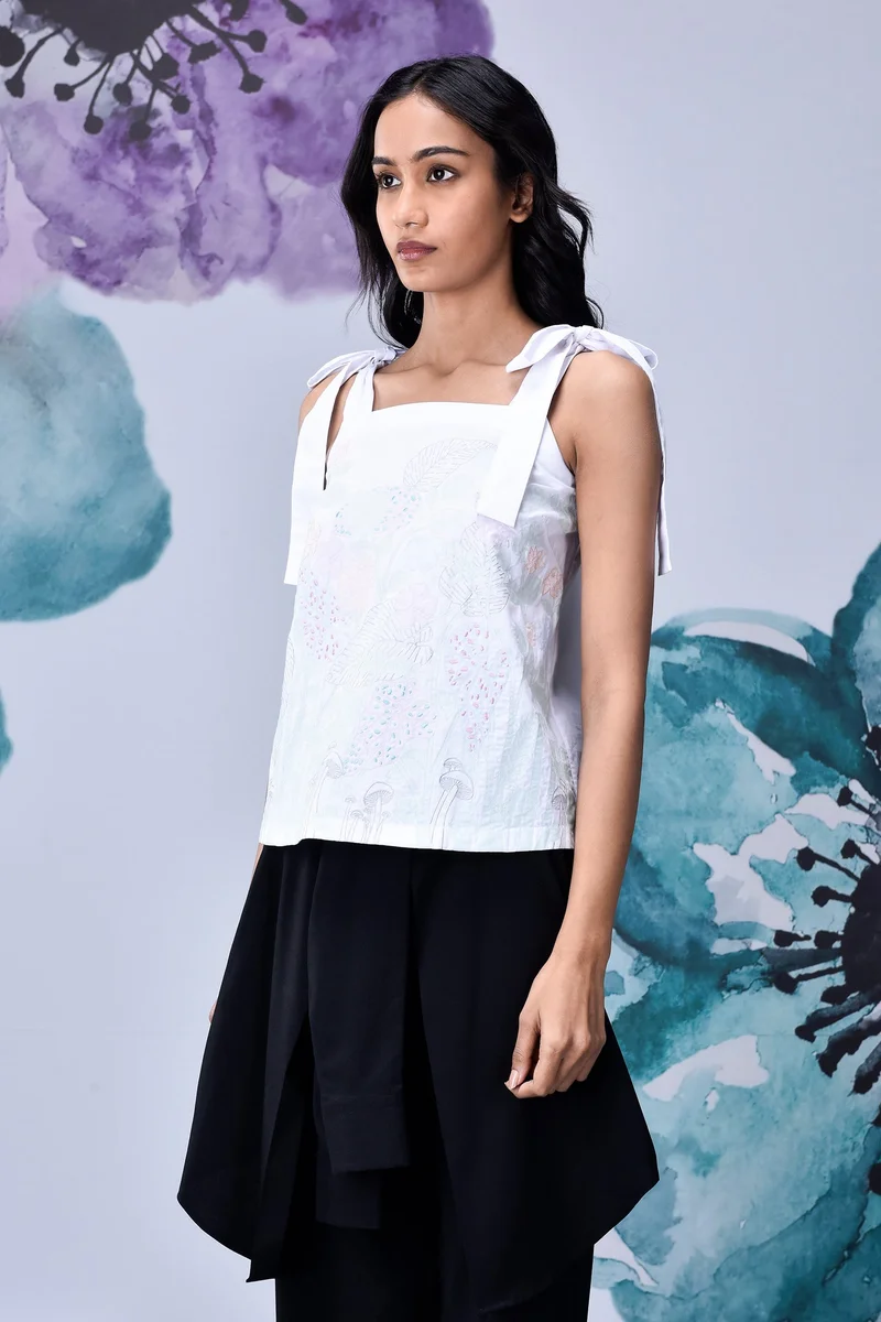 Genes Lecoanet Hemant Living Flower Relaxed fit Embroidery top