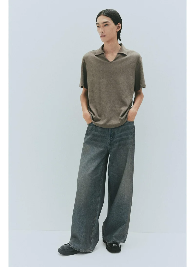 H&M Regular Fit Collared T-shirt