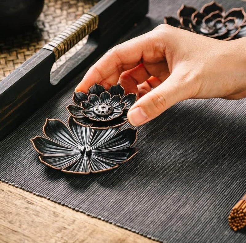 VRB DecTM 1 Pcs Incense Burner, Incense Holder for Sticks, Lotus Incense Holder and Detachable Ash Catcher Agarbatti Stand for Puja Showpiece for Diwali (Gold) - Image 5