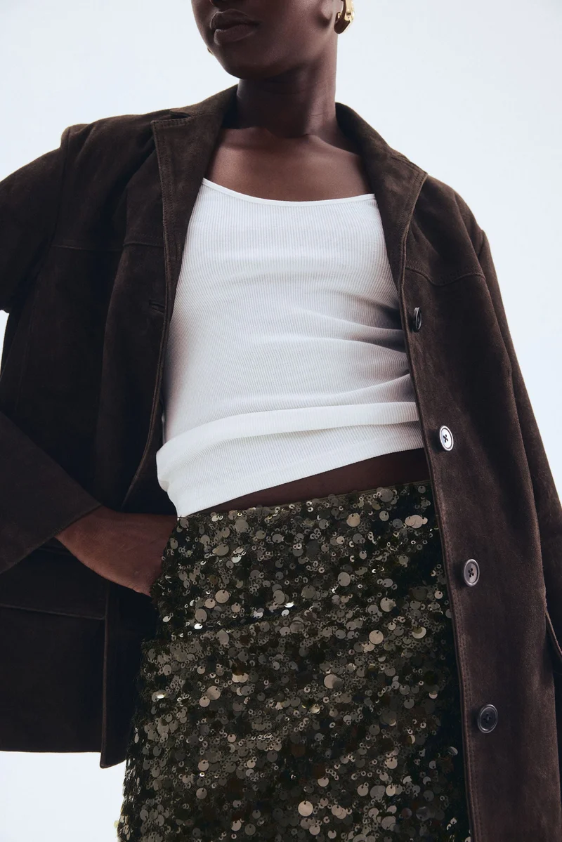 اتش اند ام تنورة مزينة بالترتر