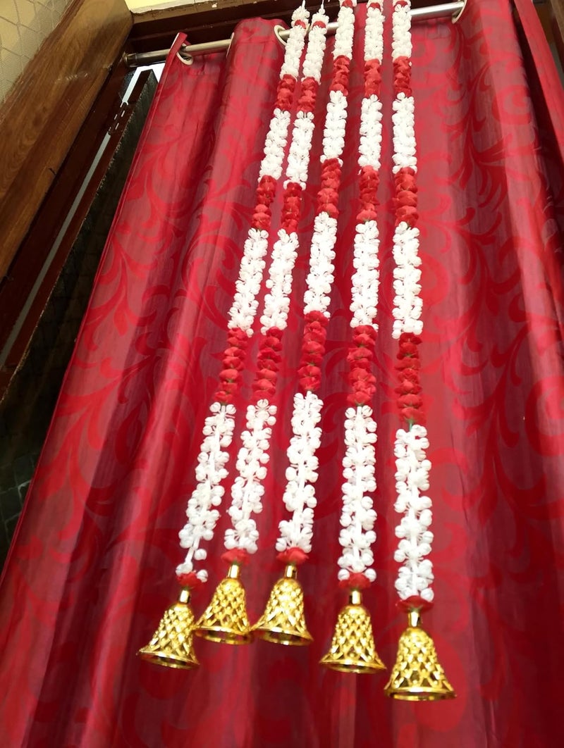 LOVANSH Decoration Items Garland Latkan Artificial Mogra Red Ross Which Gives Traditional and Unique Look and Bring Good Luck to Our Homes Pack 5 String Mogra Red Ross Garland 7 Feet String - Image 2