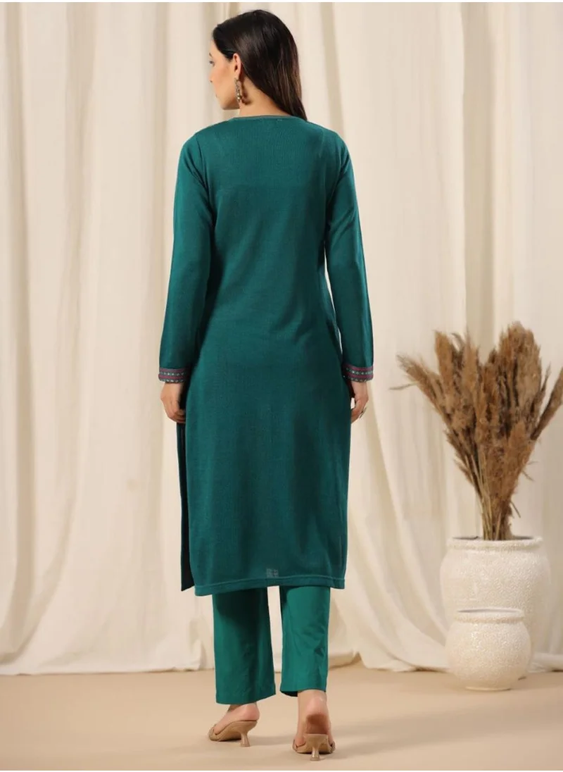 ISHIN Women's Green STRAIGHT Ethnic Wear POLY KURTA