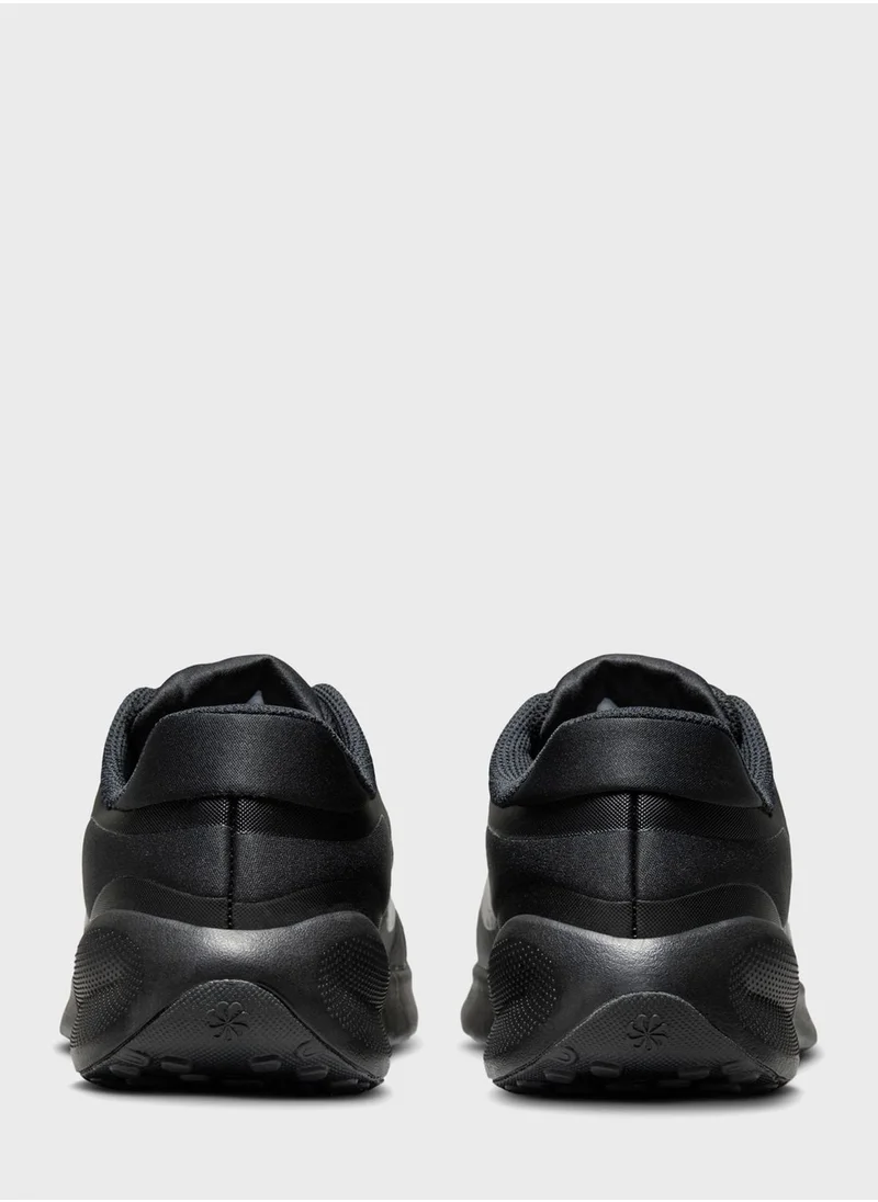 Nike Youth Revolution 7