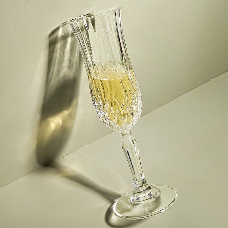 HAKEEMI Champagne Flutes Set of 12-4 oz Vintage Crystal Clear Glasses with Cut Design, Elegant Stemware for Champagne, Prosecco, Mimosa, Dishwasher Safe, Ideal for Weddings, Parties, and Home Use (12 PCS) - Image 4