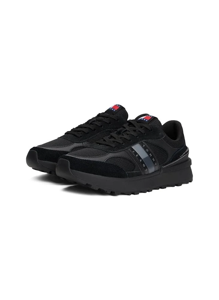 TOMMY JEANS Evolve Low Top Sneakers