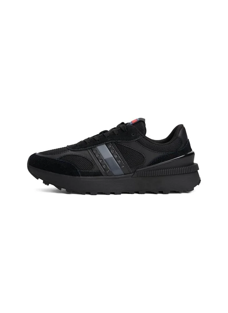 TOMMY JEANS Evolve Low Top Sneakers