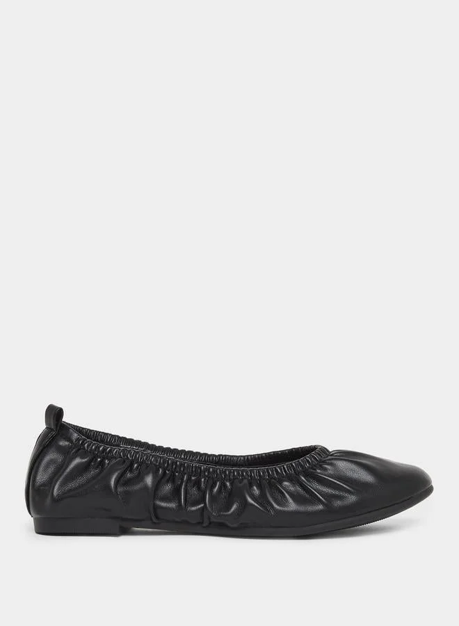 Black Elasticated Ballet Flats
