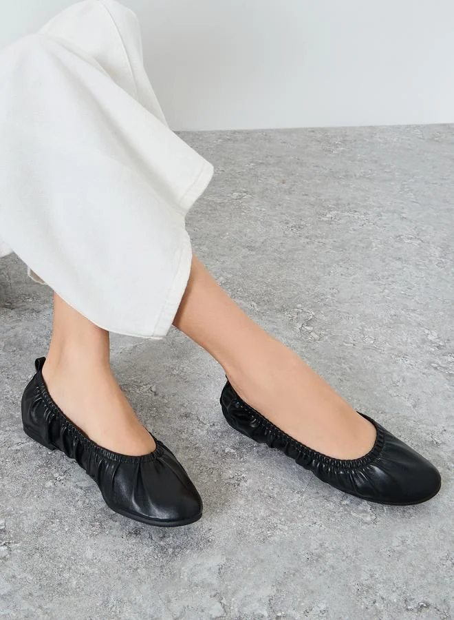 Styli Black Elasticated Ballet Flats