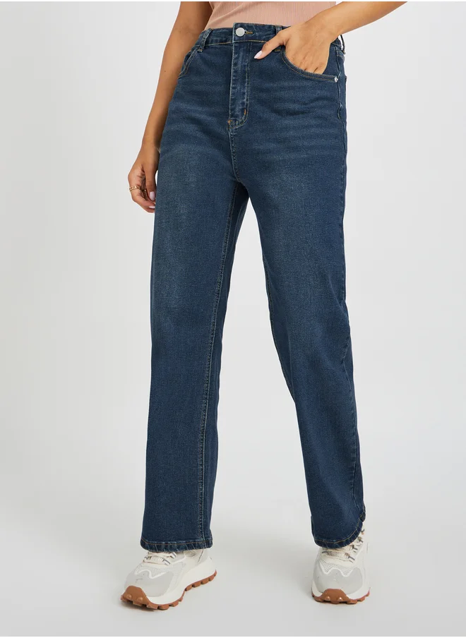 Styli Styli High Rise Whiskered Straight Fit Jeans