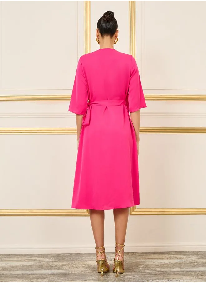 ستايلي 3/4 Sleeves Solid Wrap Front Midi Dress